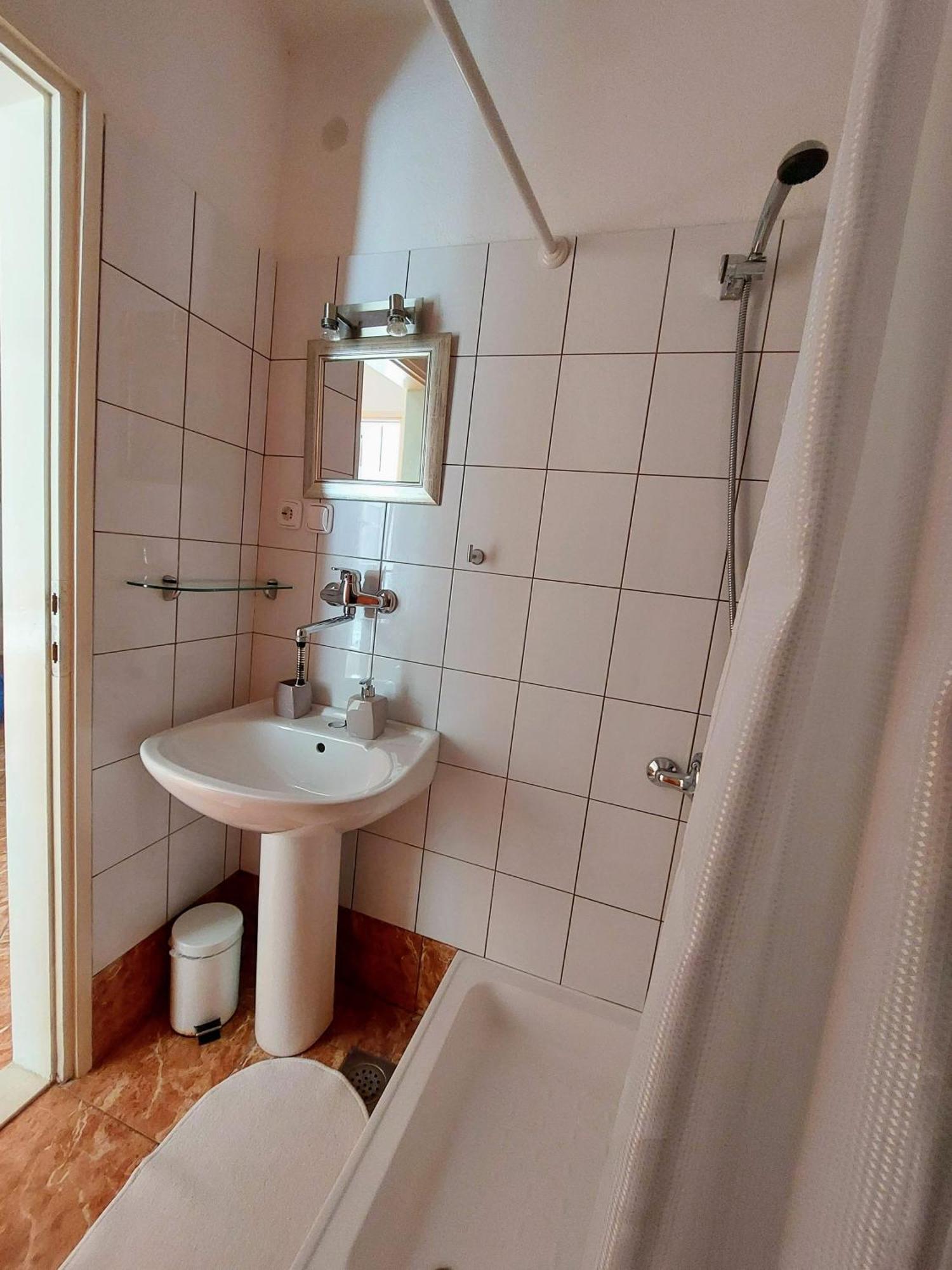 Apartment In Vis Historic Center - Mikula, Ljubica, Toma מראה חיצוני תמונה